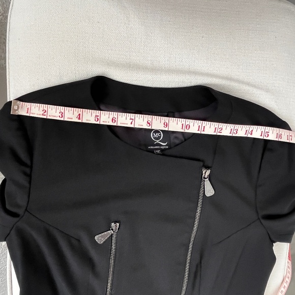 Alexander McQueen (42 IT) asymmetrical, wool long jacket, black, zippers, EUC. - Picture 16 of 16